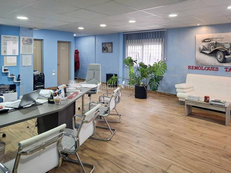 Foto 9461fa73-c3fb-440d-8499-15860e945fac. Nau industrial a Riudoms