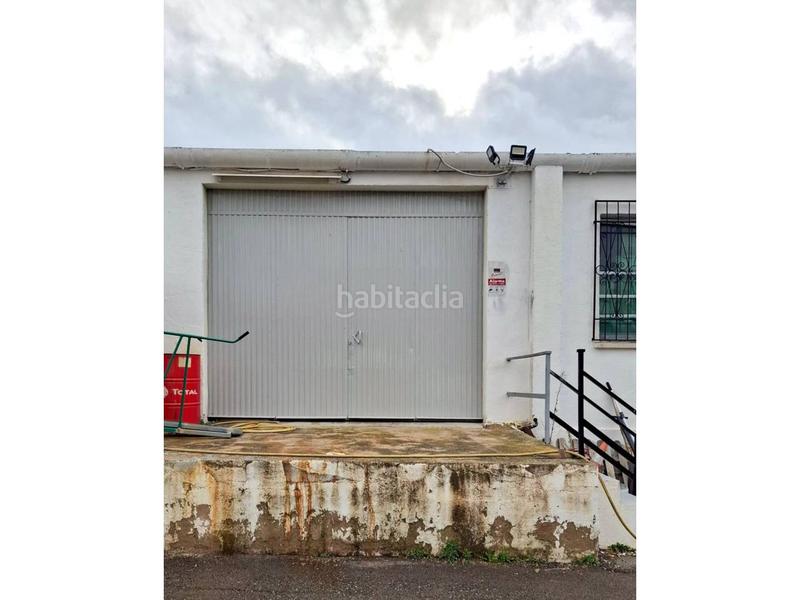 Foto e00cf90f-f38c-42e4-aa6c-a12e23ef4df9. Nau industrial a Riudoms