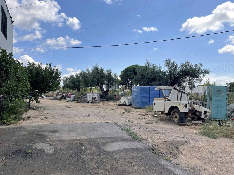 Foto fa1867af-b039-450c-abd7-75e0a212d460. Nau industrial a Riudoms