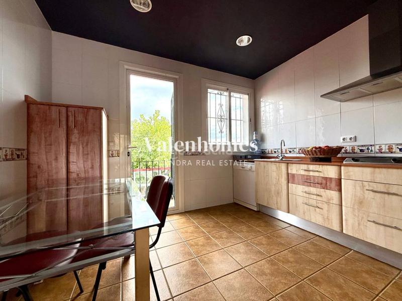 Foto e7b9f701-ebaf-460f-90ff-aa035f459dd2. Casa con riscaldamento parcheggio piscina in Niàgara Parc -Àgora Parc Tordera