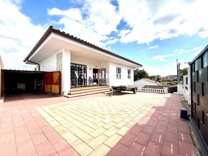 Foto e82634f8-6639-4829-b067-c8fb7fda760a. Casa con riscaldamento parcheggio piscina in Niàgara Parc -Àgora Parc Tordera