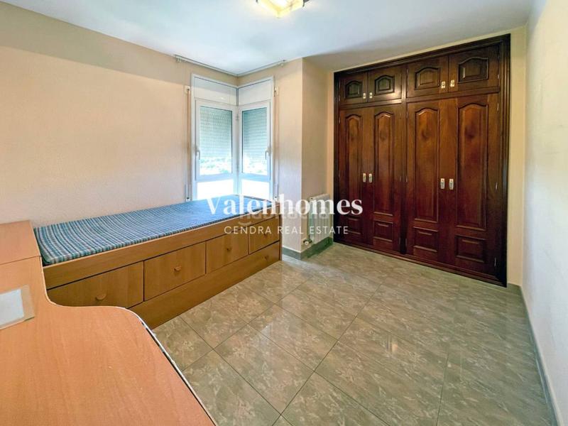 Foto 227f384d-66ac-4311-b09e-45e3c20af801. Flat with heating parking in Ponent Reus