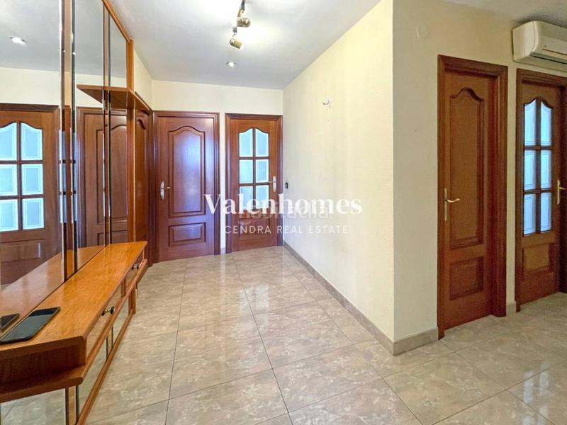 Foto 4ae6f8aa-7761-4f5e-921d-f6642c4e7b97. Flat with heating parking in Ponent Reus