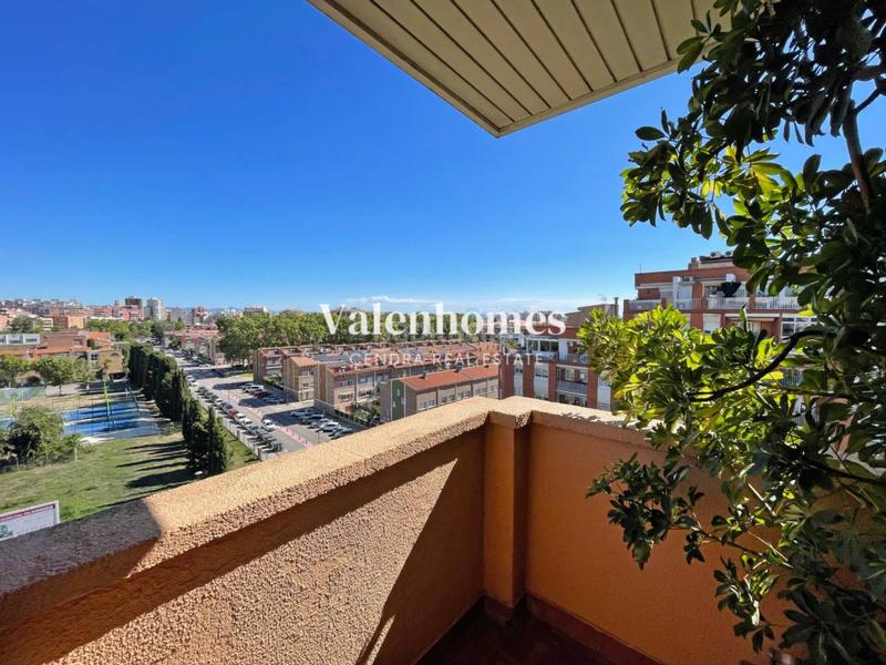 Foto 68ebdac1-b2d9-4de9-8bd2-8809a4131765. Flat with heating parking in Ponent Reus