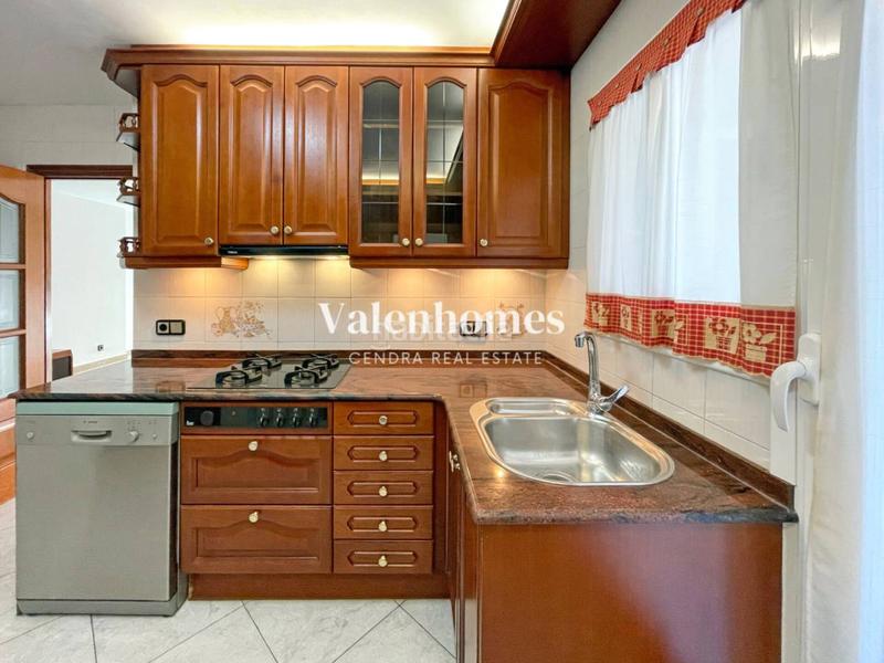 Foto 85f3d001-0c9b-4ecb-9df2-f8c21fafa280. Flat with heating parking in Ponent Reus