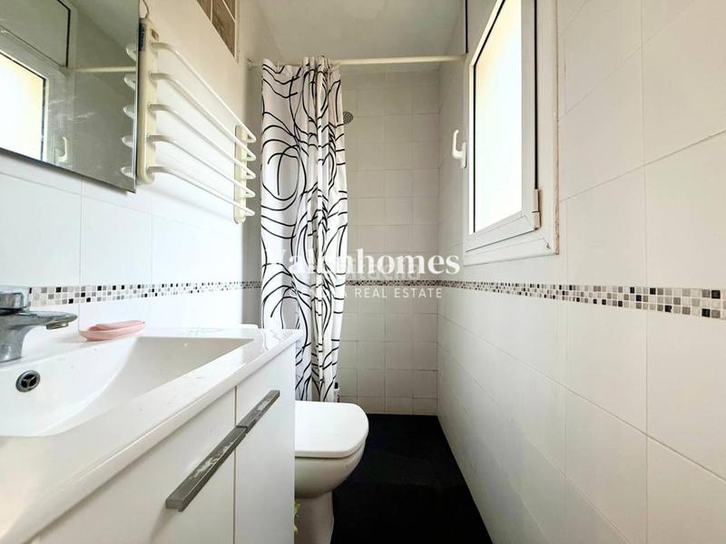 Foto 0a9cbb18-d40a-435d-b617-42db9c6268db. Haus mit heizung parking in Cervelló