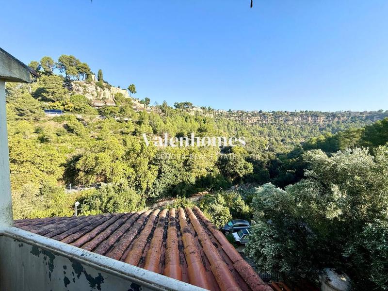 Foto 346b86c0-a195-4ebf-8ad7-fe4e412345c2. Haus mit heizung parking in Cervelló