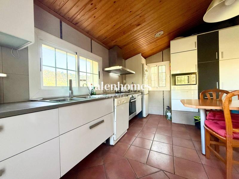 Foto 99f96c47-72c7-420d-8ec1-eb3742a50b4b. Haus mit heizung parking in Cervelló