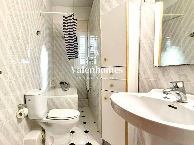 Foto c5d87cd9-0fbd-42d2-bc87-c81b349bef09. Haus mit heizung parking in Cervelló