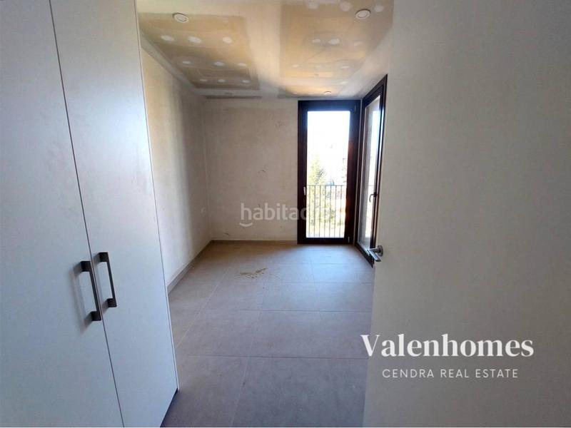 Foto 04492aad-bc55-4c46-a850-df99148e3ddc. Etagenwohnung mit heizung in Centre Vic