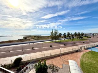 Pis a Les Salines-Pla de Sant Pere. Exclusivo piso en primera línea de mar con vistas panorámicas al