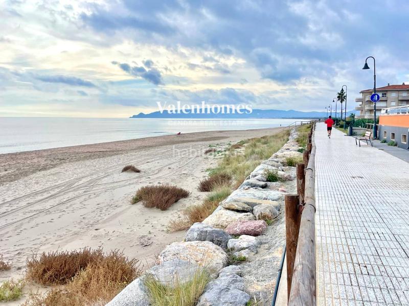 Foto 310c3eb7-354e-4f55-b652-24ce667f11eb. Casa amb aparcament a Els Griells Estartit