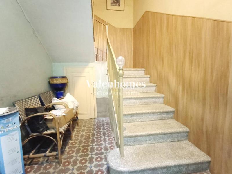 Foto 19926e9a-ebf3-426b-81d9-4e0eb7b38c43. Casa oportunidad única en pleno centro ! en Barri del Centre Terrassa