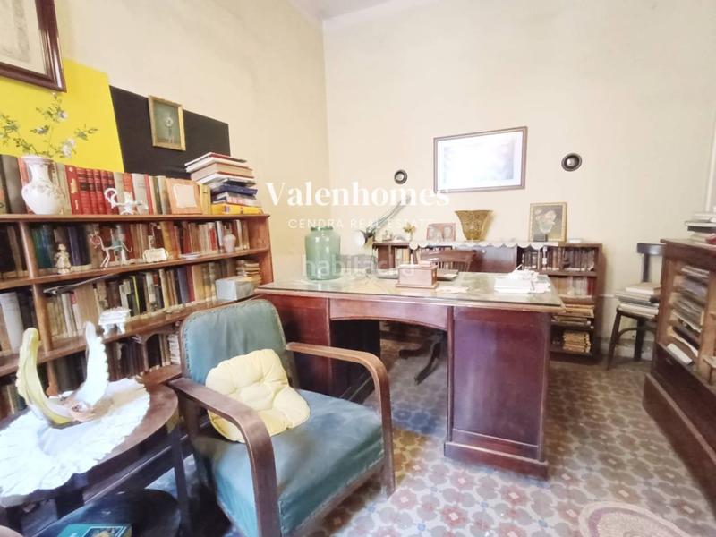 Foto 22718fd8-fd6f-4e19-8829-58e626e375b3. Casa oportunidad única en pleno centro ! en Barri del Centre Terrassa