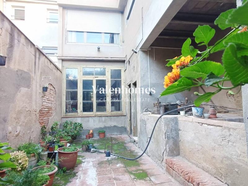 Foto 293ffea3-28b1-4b6b-ae9c-3e5fa90995ab. Casa oportunidad única en pleno centro ! en Barri del Centre Terrassa