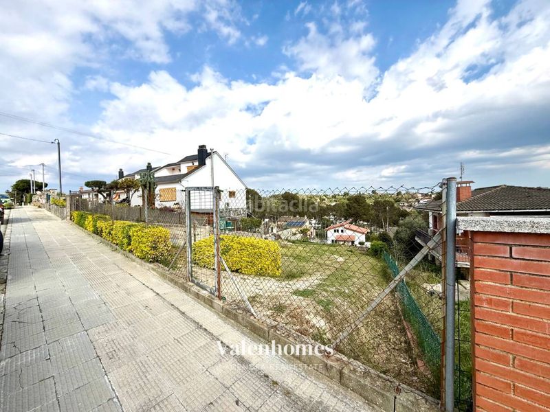 Foto 0c87f3e0-47eb-4ae7-b9f8-c186dfb25a49. Terreny residencial a Lliçà d´Amunt