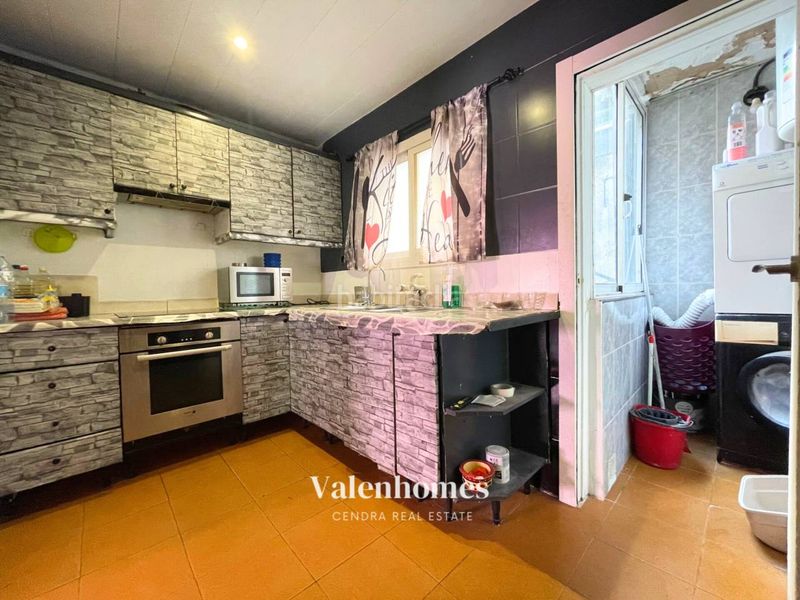 Foto 79f2f154-00ff-4322-9f8c-0effa08e4e3b. Pis a La Maurina Terrassa