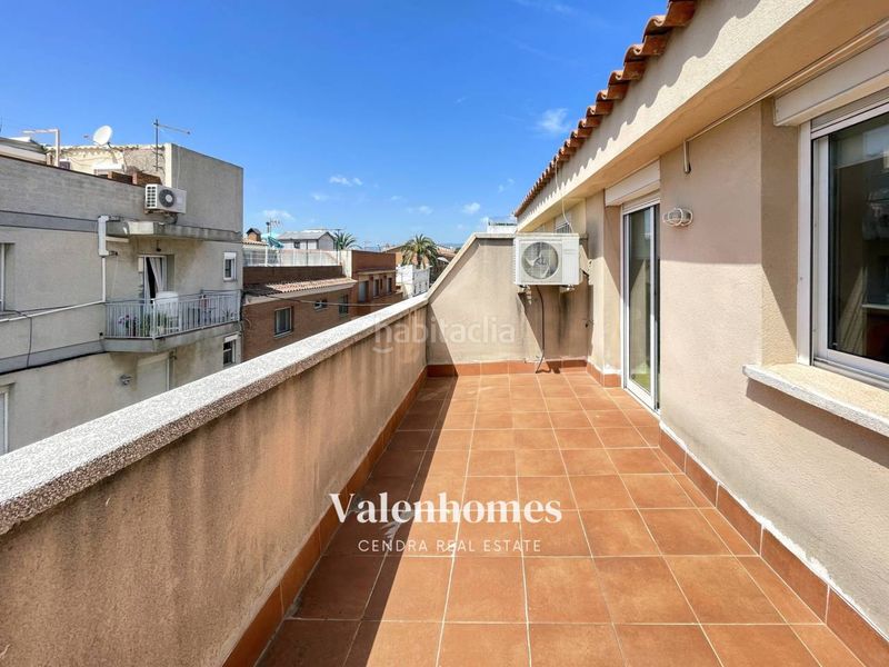 Foto 5427331a-b926-4981-a021-6f2d7014e865. Casa amb calefacció aparcament a Migjorn Reus