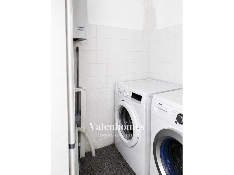 Foto d8a98d04-3f3b-46f6-8080-ff2d2ff0796a. Casa amb aparcament a Ca n'Aurell Terrassa