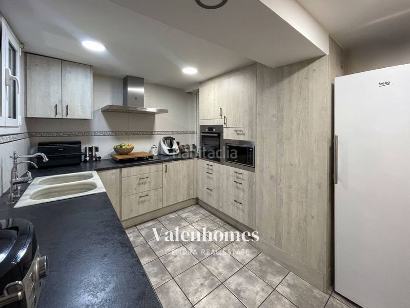 Foto 5cca186a-8560-43df-8bde-b5378eaabd0a. Casa  en venta en Avinyó