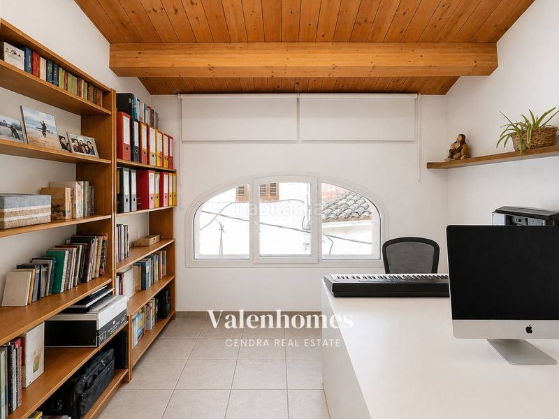 Foto d5322fe8-7e7d-41f9-bf89-70e15f1c4dfc. Casa  en venta en Avinyó