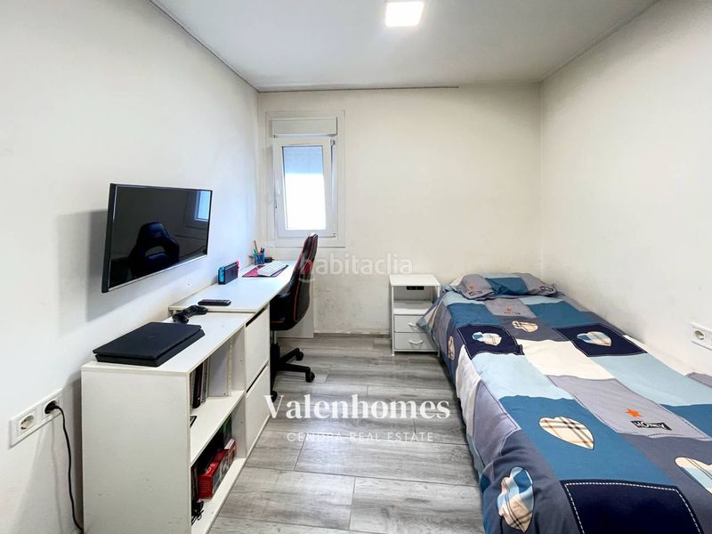 Foto 321fd2d8-8627-4fdb-898f-90da8bcbe1e5. Casa amb aparcament a Lliçà d´Amunt