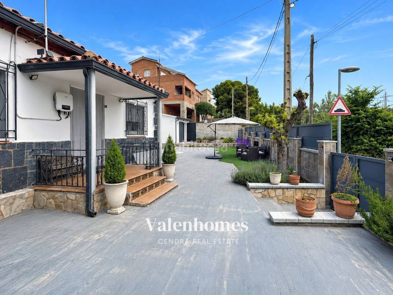 Foto 354e7c83-3860-4b97-aa35-0a7c1c8644d8. Casa amb aparcament a Lliçà d´Amunt