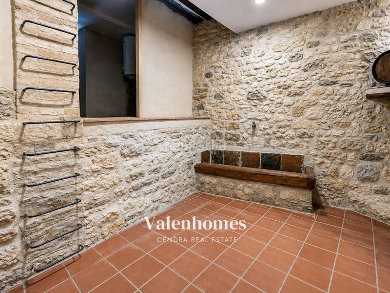 Foto 808171a9-e9c0-4be9-80da-7d21e521c338. Casa amb calefacció a Tarrés
