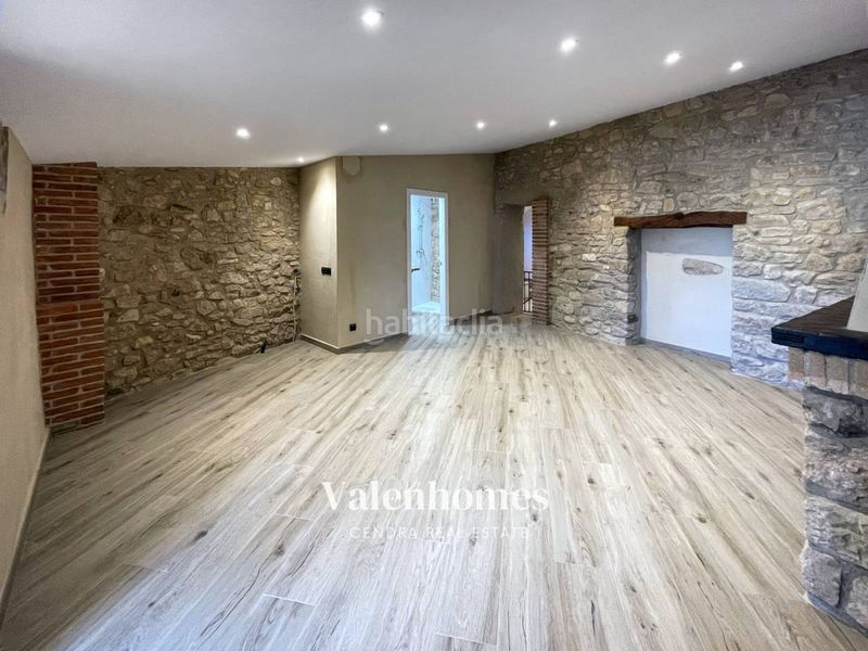 Foto b0d72112-9f7a-4e23-adcb-6e716f53ad5e. Casa amb calefacció a Tarrés