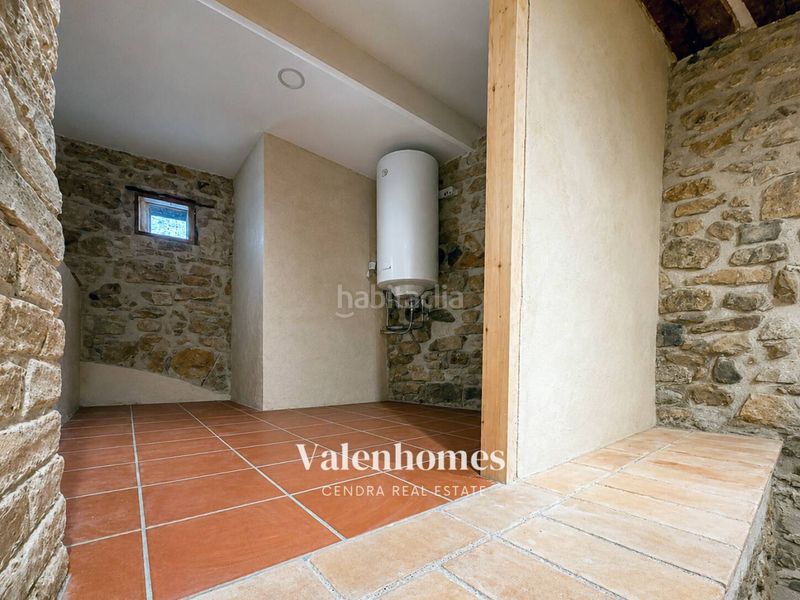 Foto d53b660a-8218-4aae-a809-415d265bc9e5. Casa amb calefacció a Tarrés