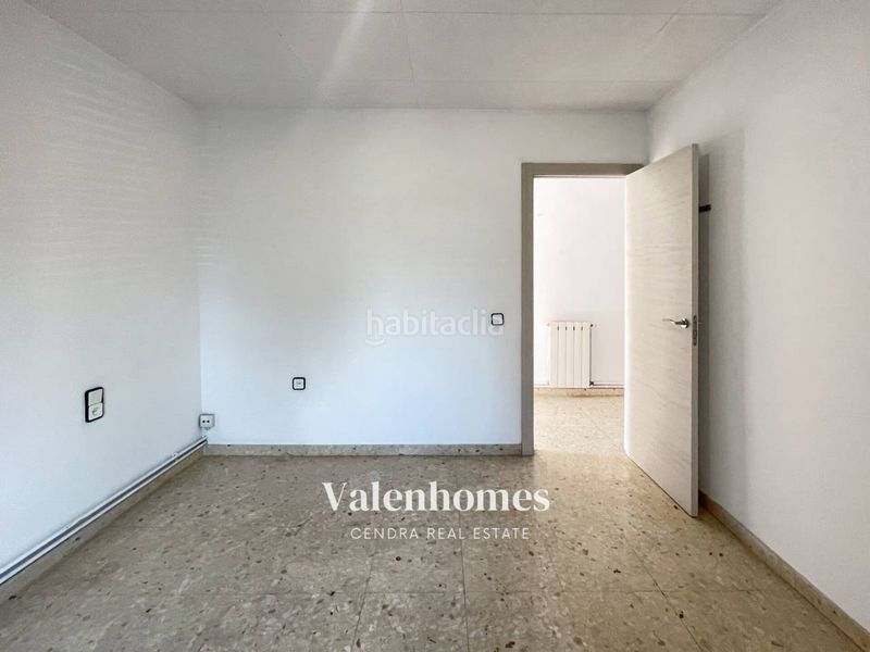 Foto 8ff0546b-7447-4d5f-a7c3-3c595c6cffd7. Casa amb calefacció a Parets del Vallès