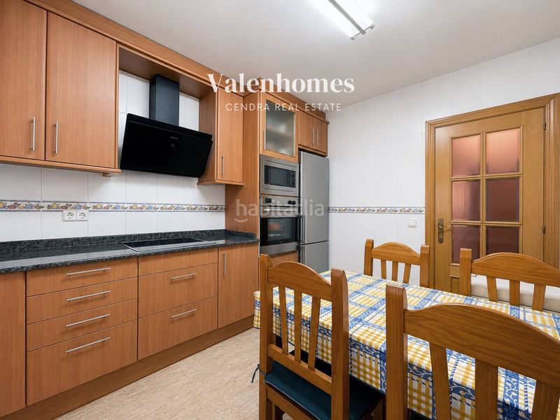 Foto 2a01a898-3376-42a9-8a1d-829532101ff1. Casa  en venta en roda de berà en Roda de Barà