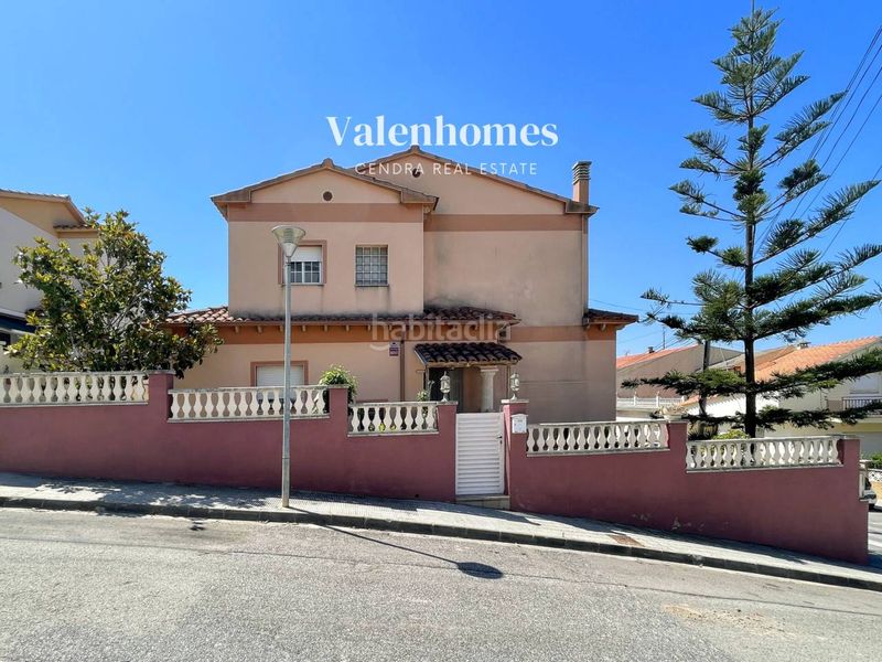Foto ab43f161-ca77-425a-a213-b9c38016e768. Casa  en venta en roda de berà en Roda de Barà