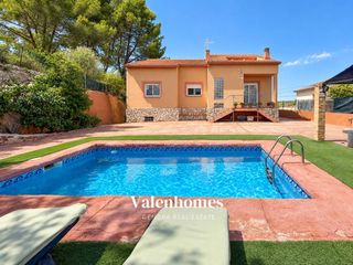 Maison à Piera. Preciosa casa a 4 vientos con piscina y vistas a montserrat en p