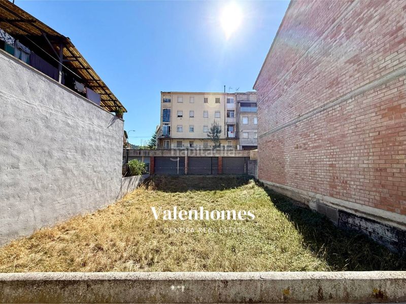 Foto 794bc598-50cf-48b8-bd08-1c751e0f28f1. Terreny residencial a Olot