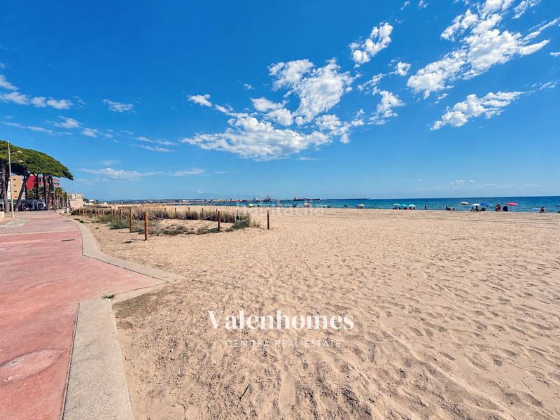 Foto dedb3d63-9b20-4994-a2f5-154e5f2bd0a3. Pis a La Pineda Vila-seca