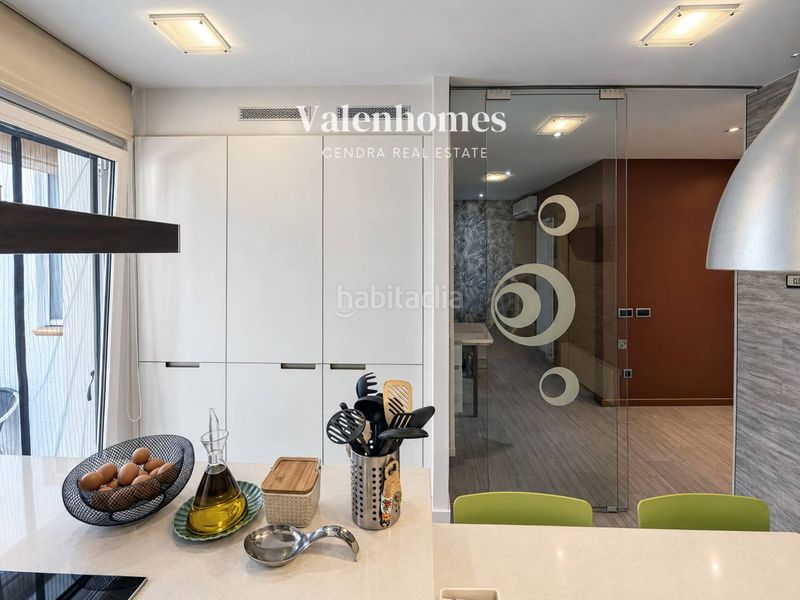 Foto 6d4998e5-ba63-492c-8e26-cc67fde8db57. Casa amb calefacció aparcament a Ca n'Anglada Terrassa