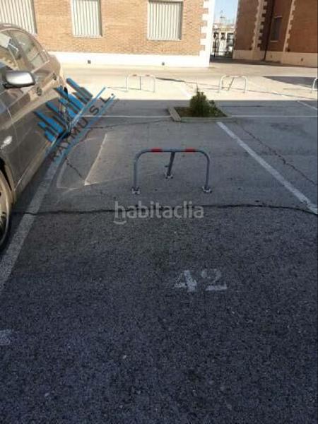 Foto 4a112df4-2b1b-43bb-8733-fa4cc574d57d. Parking coche raymu vende en Urb. Belvalle Meco