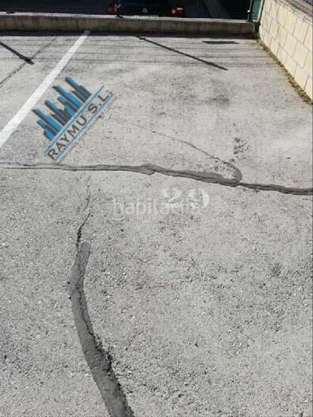 Foto 744e6edc-5470-4b5e-a40f-4a6ba53fb81d. Parking coche raymu vende en Urb. Belvalle Meco
