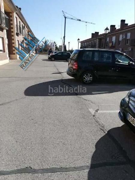 Foto 8424cf9f-16ee-40af-b698-a3003128a008. Parking coche raymu vende en Urb. Belvalle Meco