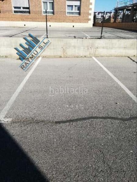 Foto a8af13e1-a057-472f-947d-463dd3c44df3. Parking coche raymu vende en Urb. Belvalle Meco
