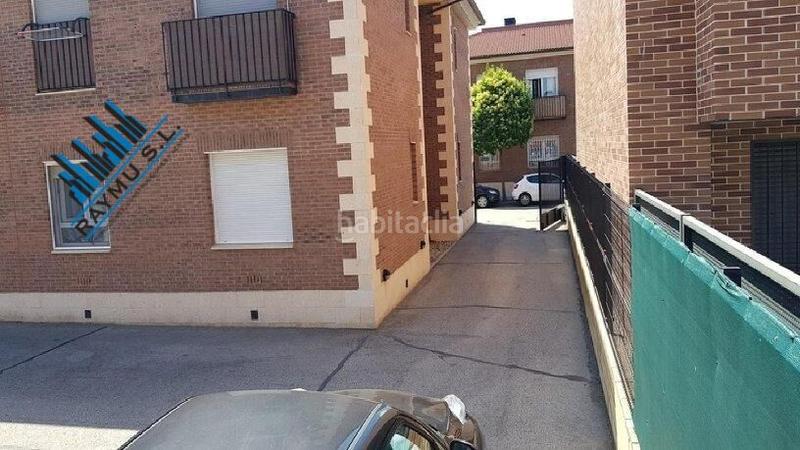 Foto cbcd2974-f088-4df3-96d1-fdd6a2ad4134. Parking coche raymu vende en Urb. Belvalle Meco
