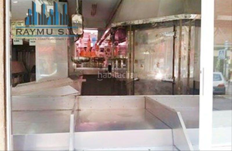 Foto 5accf3df-fa3d-41f9-b2a1-c5701f420246. Local comercial raymu vende en Reyes Parla