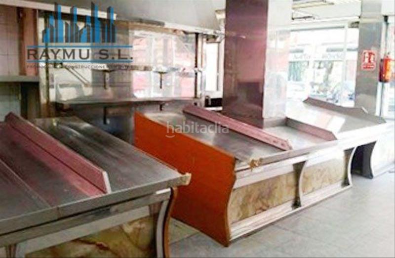 Foto fa955425-ce4b-474a-af47-c5a4c8070da7. Local comercial raymu vende en Reyes Parla
