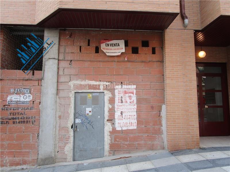 Foto 950244f2-dc84-41ba-9250-6a1d84c9cdb0. Local comercial raymu vende en Centro Arganda del Rey