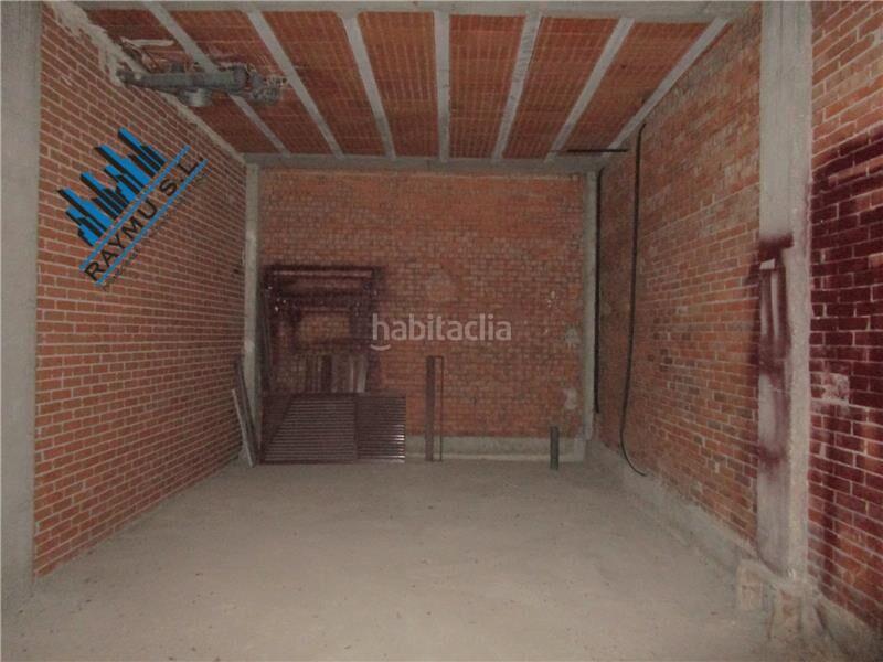 Foto cbd40ff3-09bd-4973-8e94-5436b1f8ca47. Local comercial raymu vende en Centro Arganda del Rey