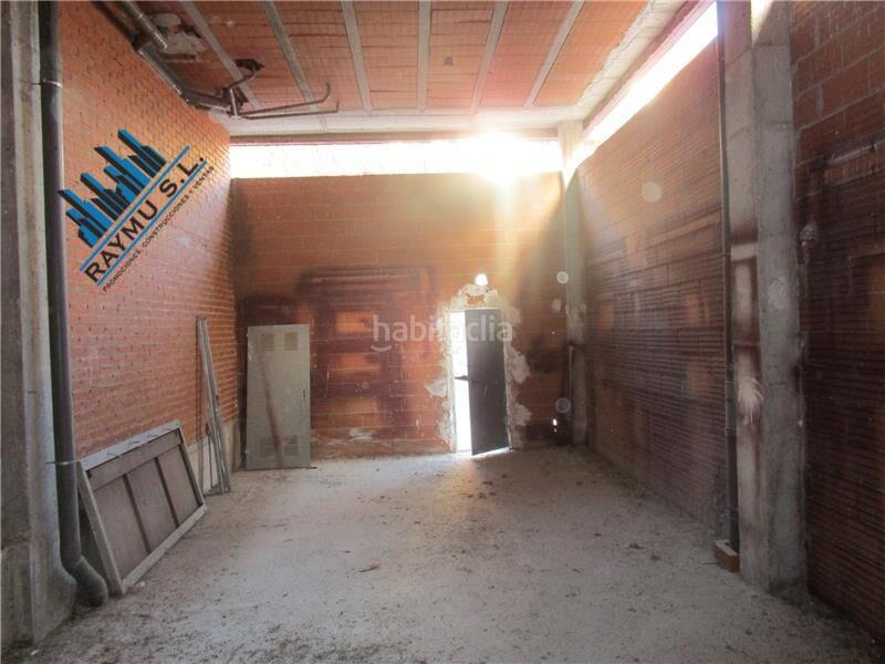 Foto fea7951a-f0d7-4f45-8413-6770bdeecf5f. Local comercial raymu vende en Centro Arganda del Rey