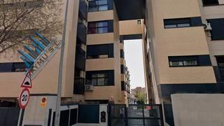 Aparcament cotxe a Brezo. Raymu vende