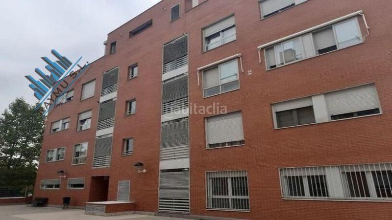 Foto abbaebff-5446-46df-aff7-d24e66b2d4c1. Parking coche raymu vende en Soto de Henares Torrejón de Ardoz