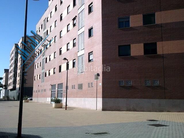 Foto 399f30fa-0e82-4684-9d53-a752b5e87a91. Aparcament cotxe a El Bercial Getafe